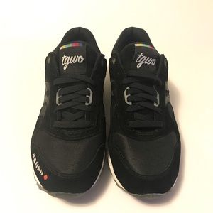 Saucony X The Good Will Out Shadow 5000 VHSaucony